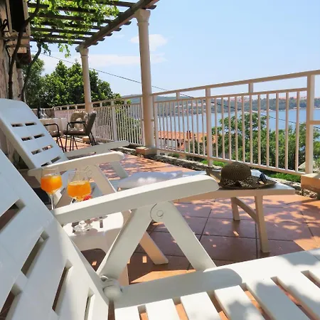 Charming Sea View *