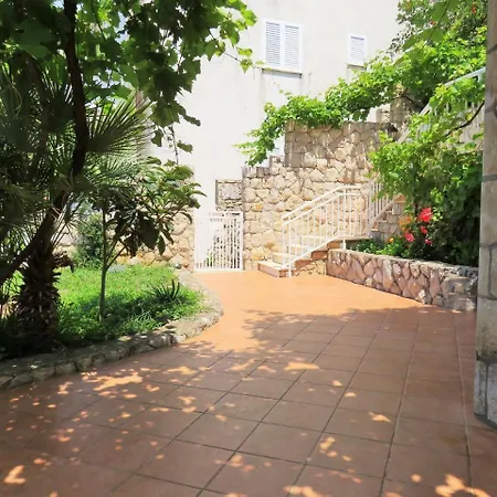 شقة Charming Sea View